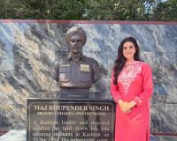 Actress Nimrat Kaur marks father’s 73rd birth anniversary with heartfelt tribute from Kashmir!