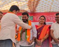 Palghar: NCP Leader Accused in Sadhu Lynching Case Joins BJP with 4,000 Supporters!