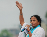 Bengal Congress Leaders Give Mixed Reactions to Speculation Over Mamata Banerjee’s Possible Congress Entry