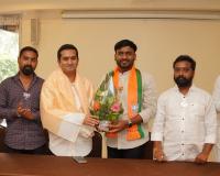 BJYM State President Krishnaraj Mahadik and District President Vaibhav Solankar Attend Youth Morcha Meeting in Baramati