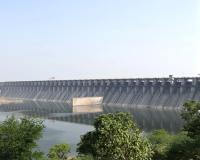 Solapur news - Ujani's Water Storage Declining, Concerns Mount