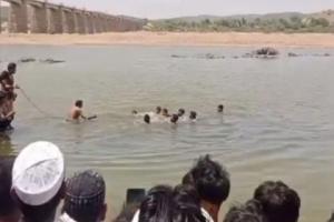 Rajasthan News: Major accident in Rajasthan; 8 youths drown in Banas river
