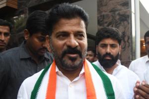 Telangana CM Revanth Reddy announces Rs 10 cr welfare fund & reforms for Telugu film workers!