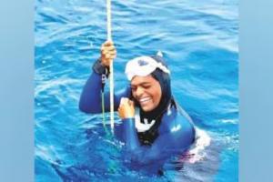 Samruddhi from Chiplun Becomes India’s Only Female Free diving Instructor!