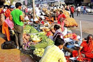 When Will Street Vendors Become Self-Reliant?