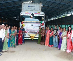 Women Farmers from Pune's Ranjani Export 29.5 Tonnes of Onions to Dubai, Secure Better Prices
